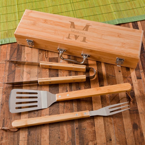 Personalized Grilling BBQ Set With Bamboo Case