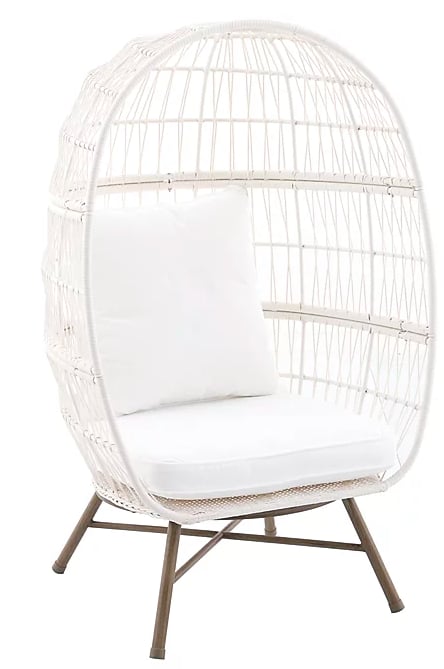 A Cozy Seat: Everhome Saybrook Egg Chair