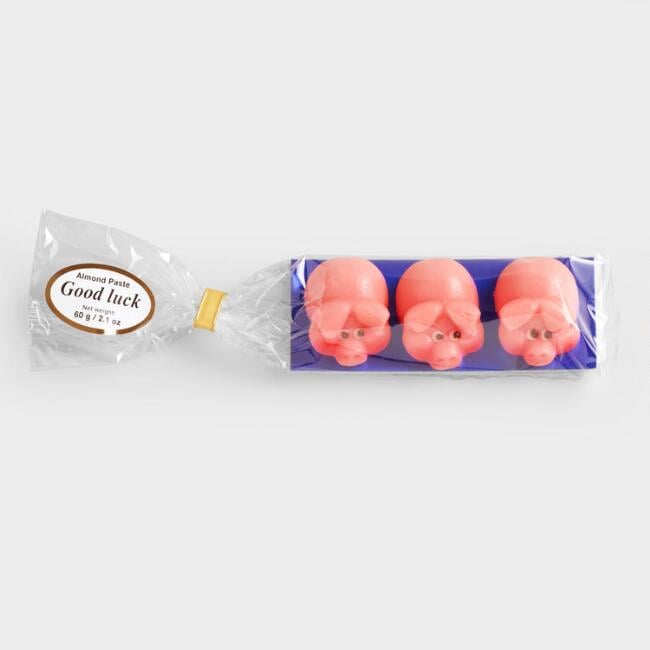 Marzipan pigs