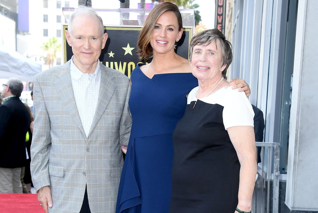 Jennifer Garner Bakes Her Grandma's Cornbread Recipe | Video | POPSUGAR