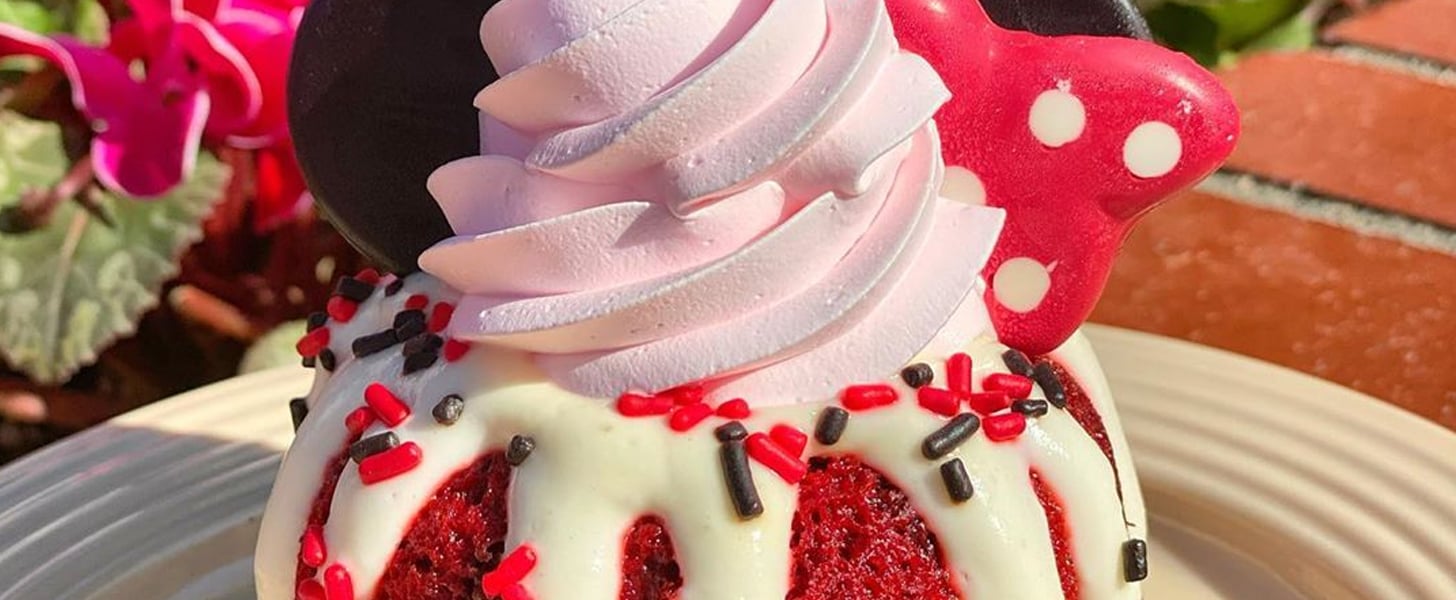 Disneyland S Red Velvet Minnie Mouse Bundt Cakes Photos Popsugar Food