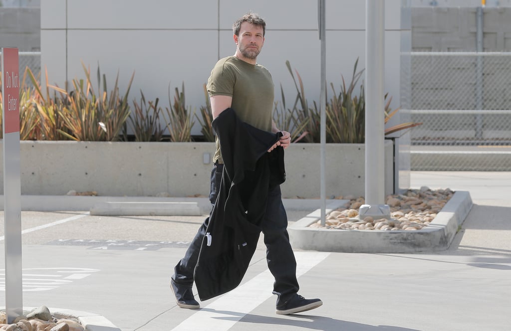 Ben Affleck Out in Santa Monica March 2016