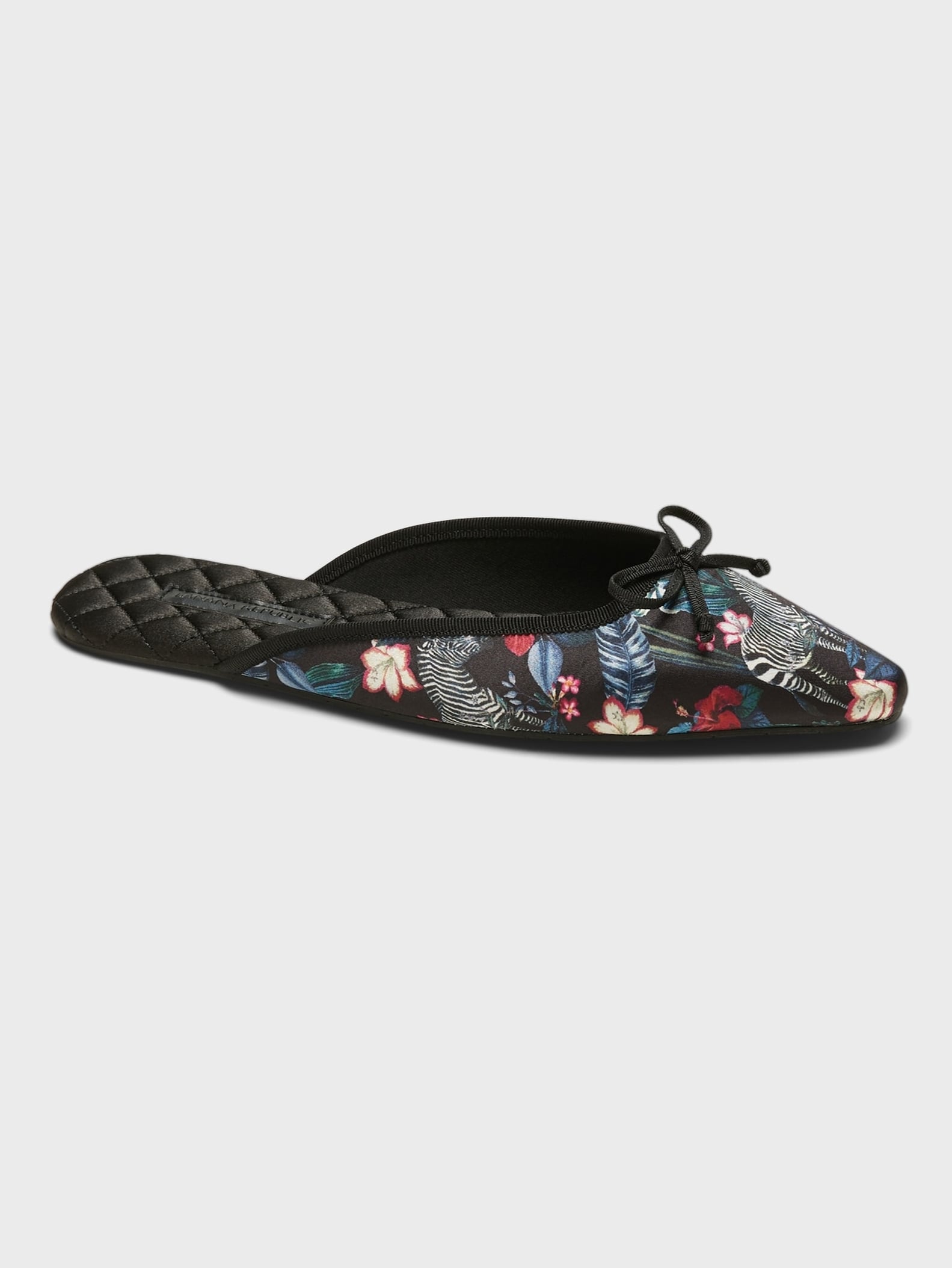 Banana Republic Slipper Review 2021 POPSUGAR Fashion