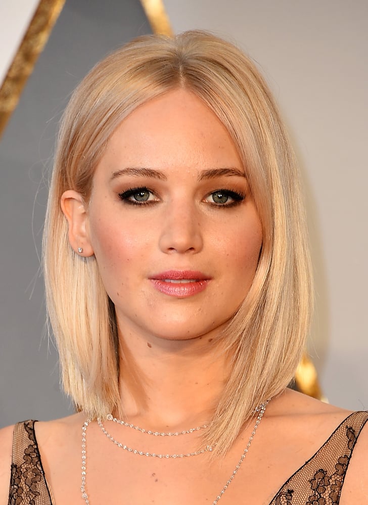 Jennifer Lawrence S Hair And Makeup At The 2016 Oscars Popsugar Beauty