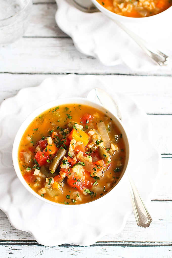 Slow-Cooker Vegetable Barley Soup