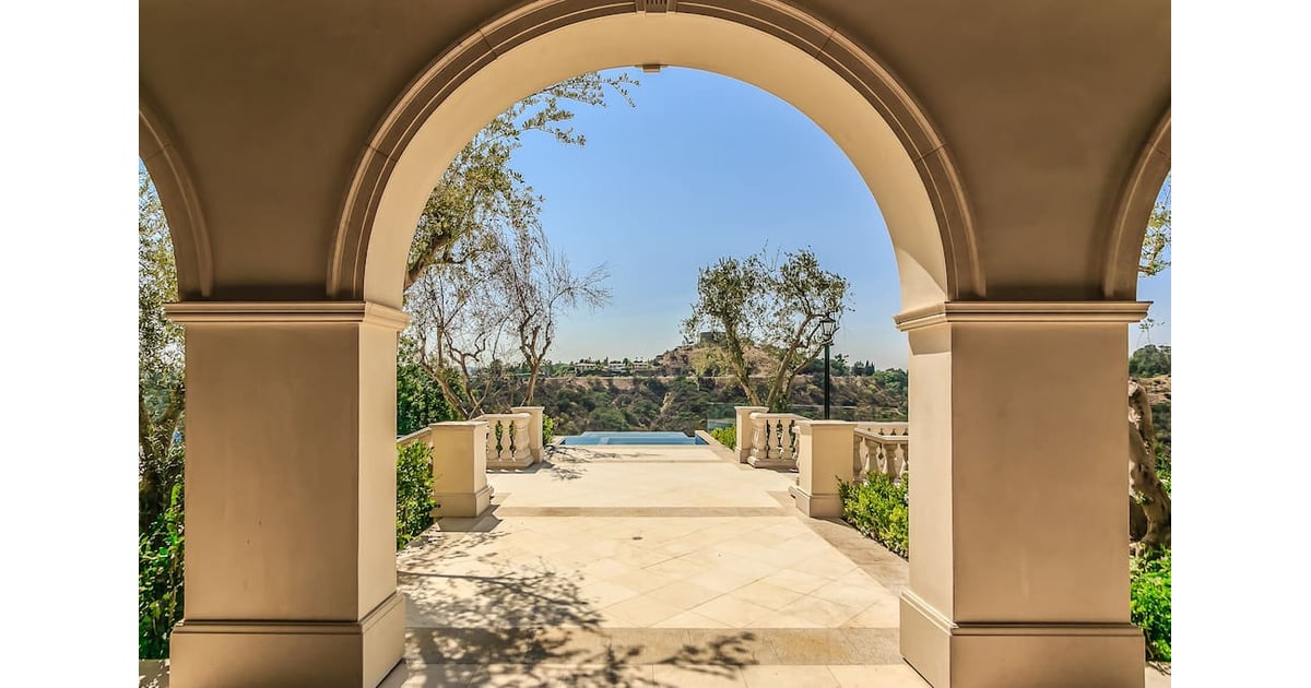 Drake's Beverly Hills Airbnb POPSUGAR Home Photo 10