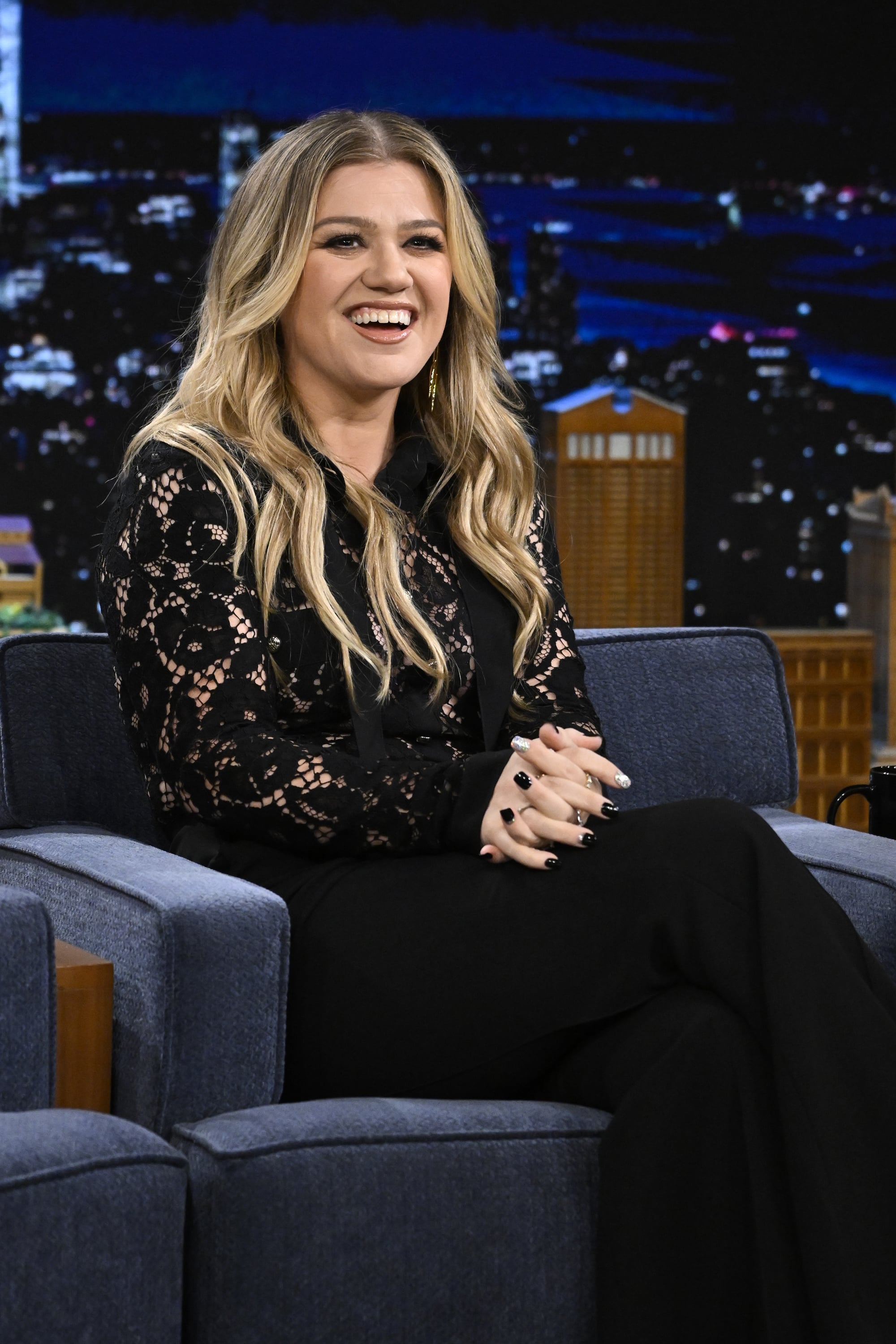 THE TONIGHT SHOW STARRING JIMMY FALLON -- Episode 1853 -- Pictured: Singer-songwriter & talk-show host Kelly Clarkson during an interview on Friday, October 13, 2023 -- (Photo by: Todd Owyoung/NBC via Getty Images)