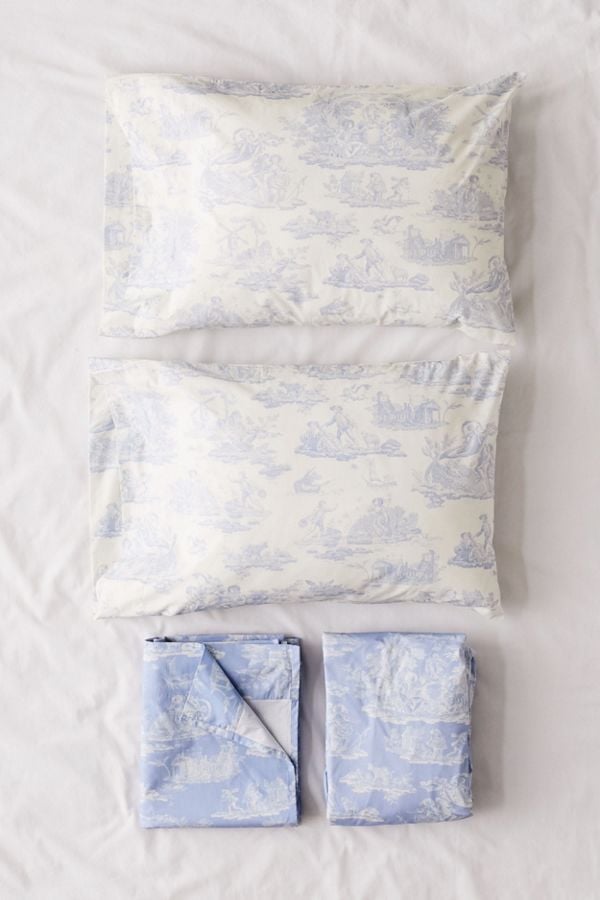 Laura Ashley UO Exclusive Romance Toile Sheet Set