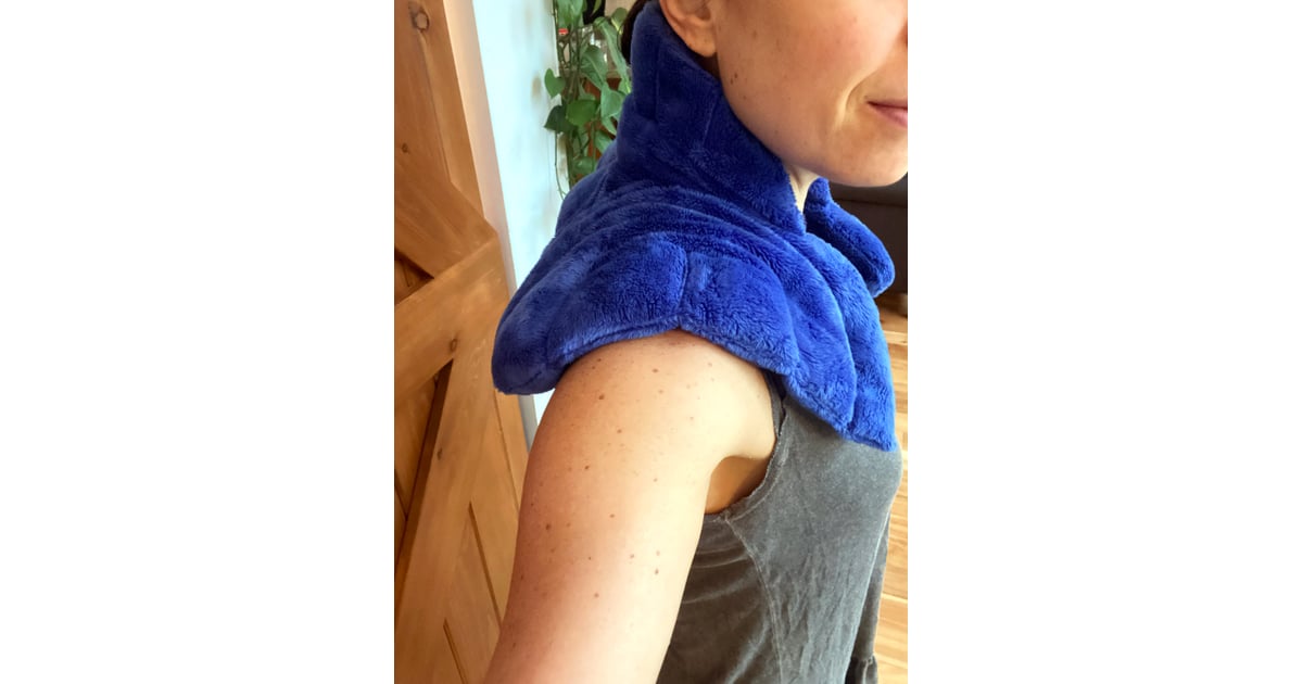 How Does the Hugaroo Weighted Neck and Shoulder Heating Pad Feel