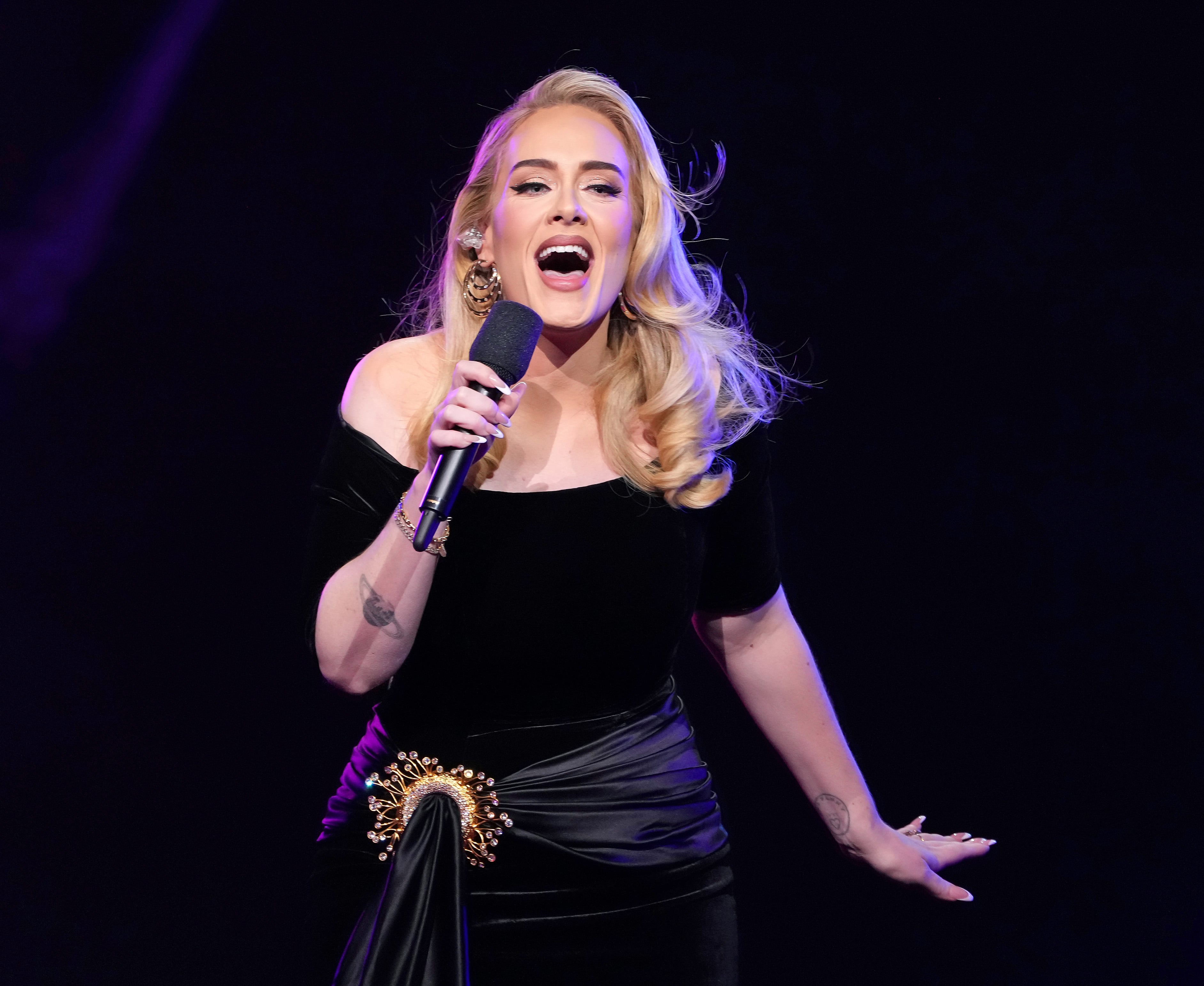 Adele's Las Vegas set removed from Caesars Palace