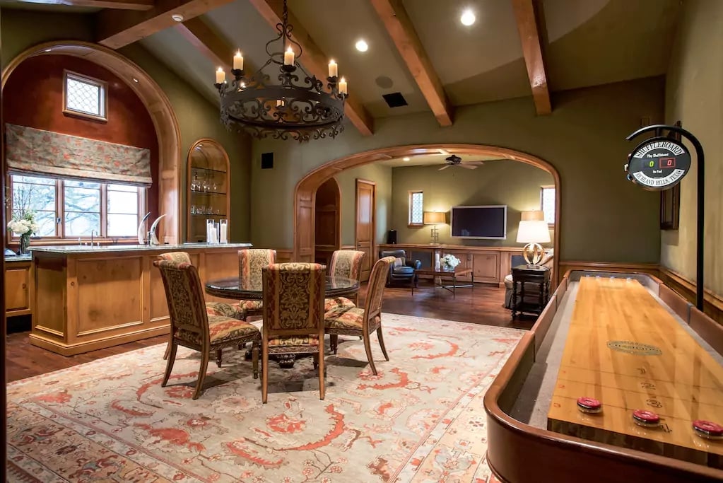 Lady Gaga's Airbnb Rental Home in Houston