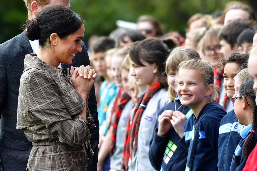 Meghan Markle Comforts Sobbing Fan in New Zealand 2018