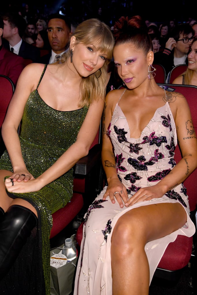 Taylor Swift at the American Music Awards 2019
