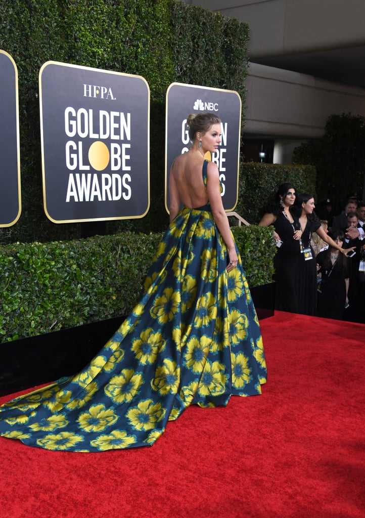 Taylor Swift Wears Etro Couture Gown to Golden Globes