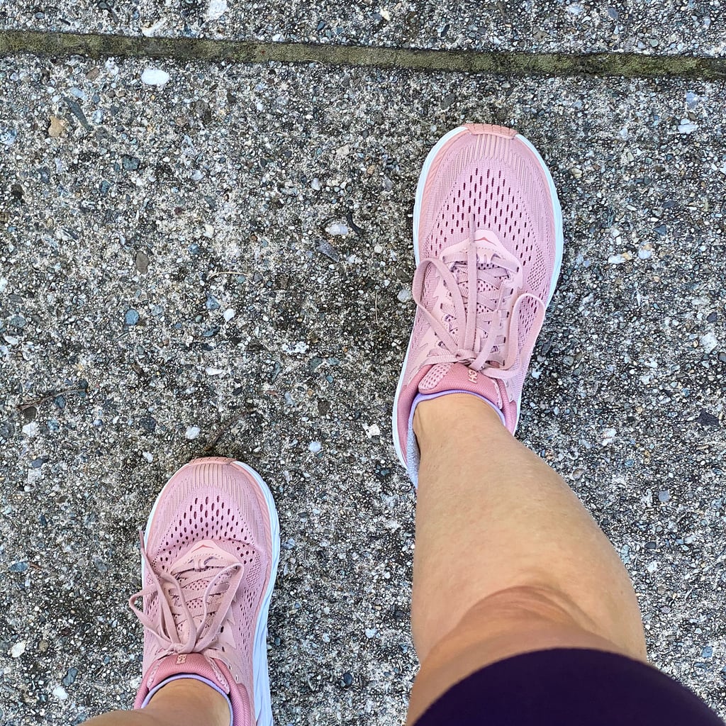 hoka misty rose