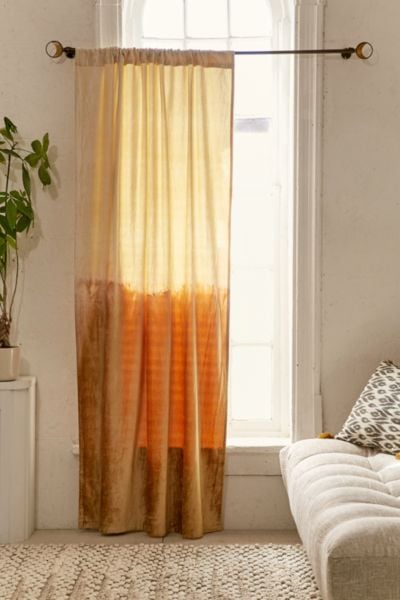 Dip-Dyed Curtain