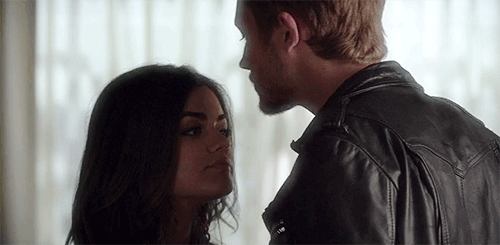 Aria And Riley 39 Of The Hottest Hookups In Pretty Little Liars History Popsugar Entertainment Photo 17 Aria and jake kiss on the steps while enjoying some burritos. aria and riley 39 of the hottest