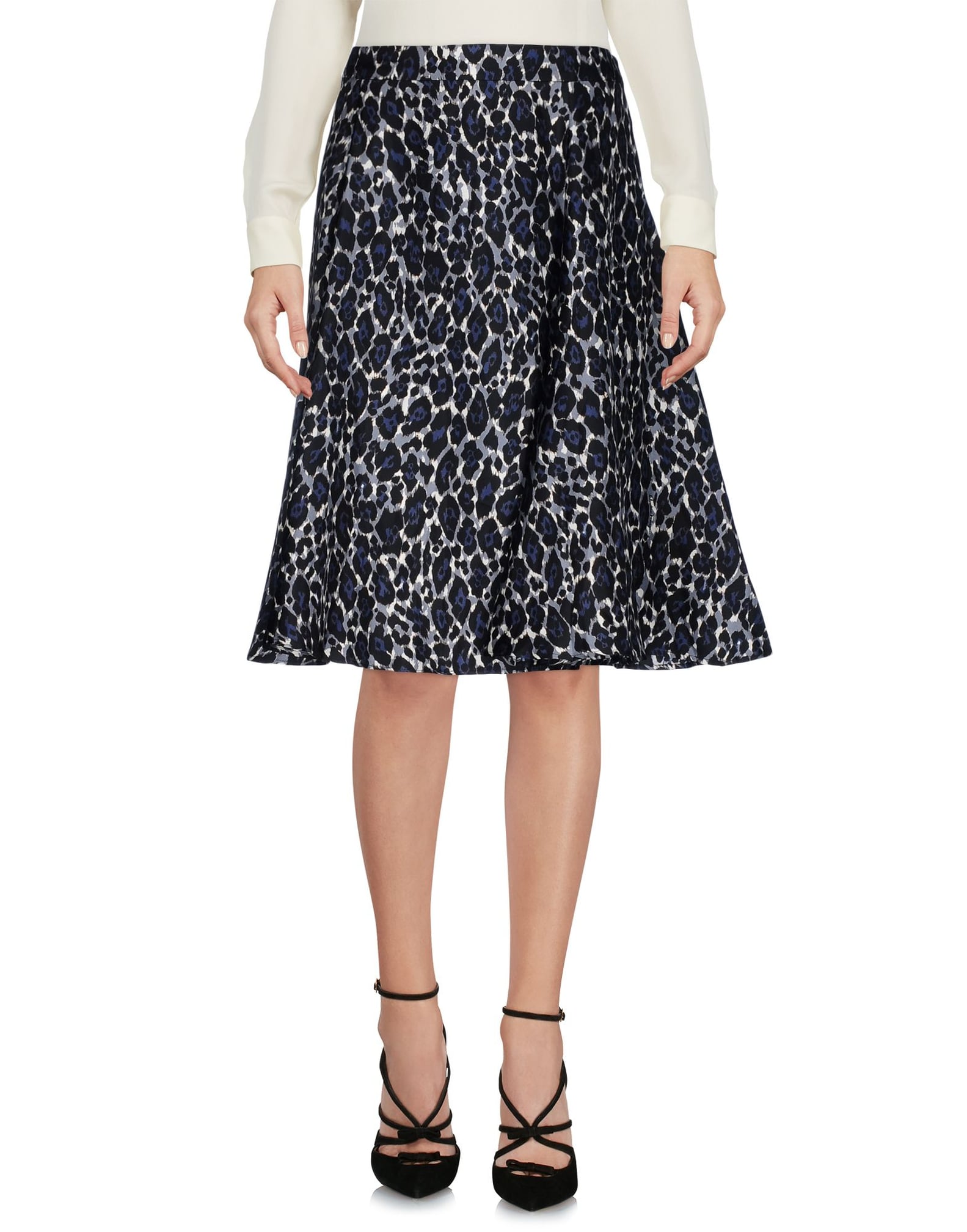Queen Letizia Leopard Skirt | POPSUGAR Fashion