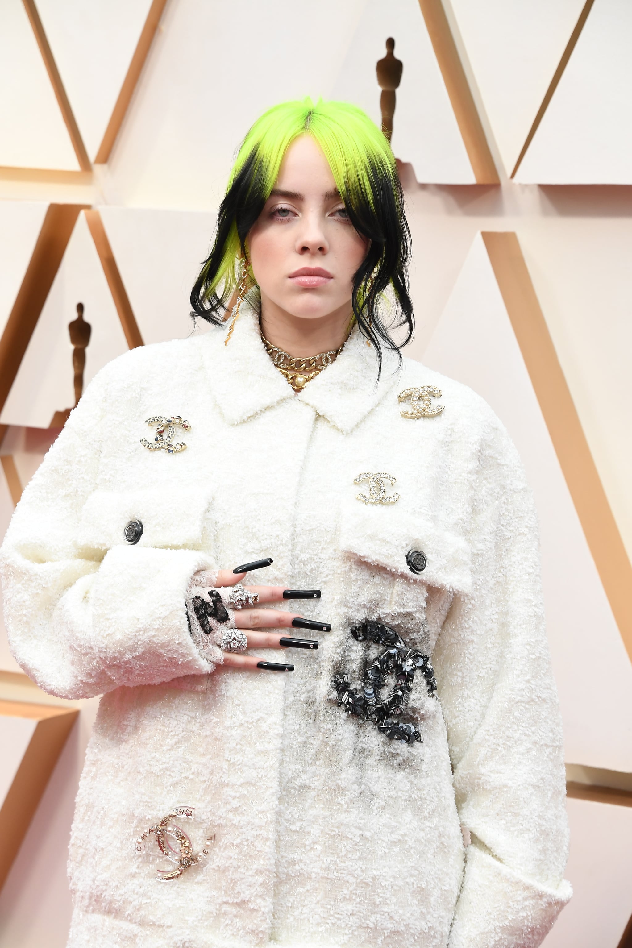 Billie Eilish s White Chanel Tweed Suit at the 2020 Oscars