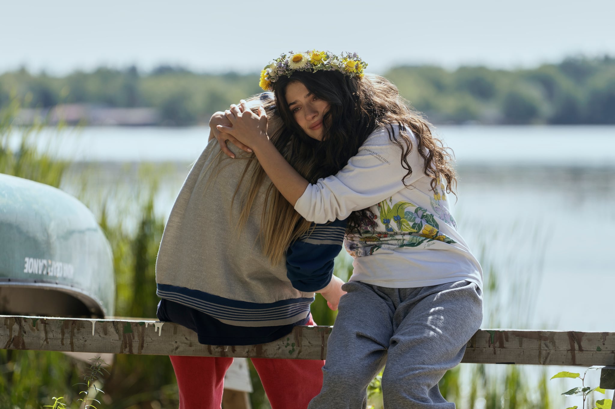 Ramona (Amélie Hoeferle), Annie Jacobson (Ella Rubin)