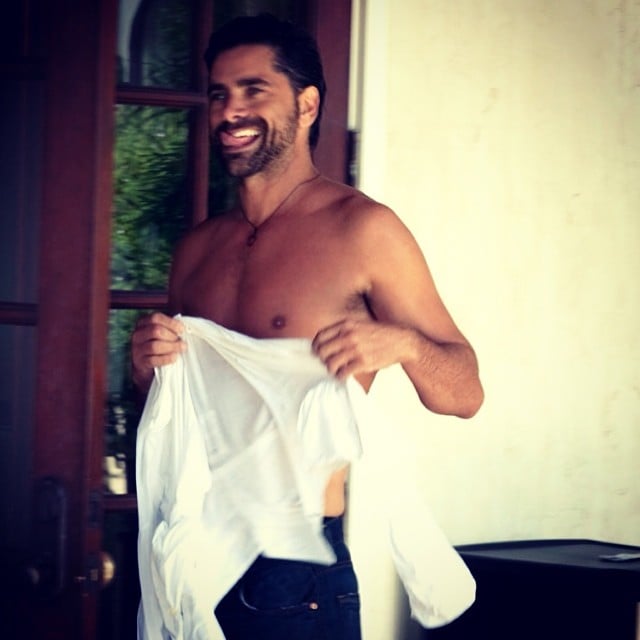 Have mercy! When John Stamos posted this shirtless photo, he nearly broke the Internet.
Source: Instagram user johnstamos