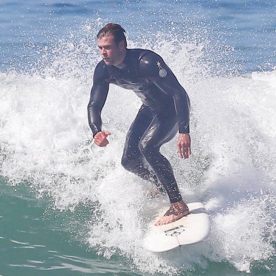 Chris Hemsworth Goes Surfing in LA | Pictures
