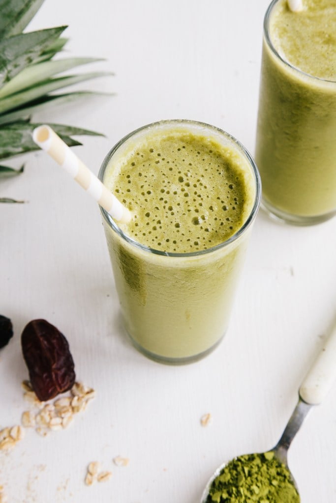 Pineapple and Matcha Oat Smoothie