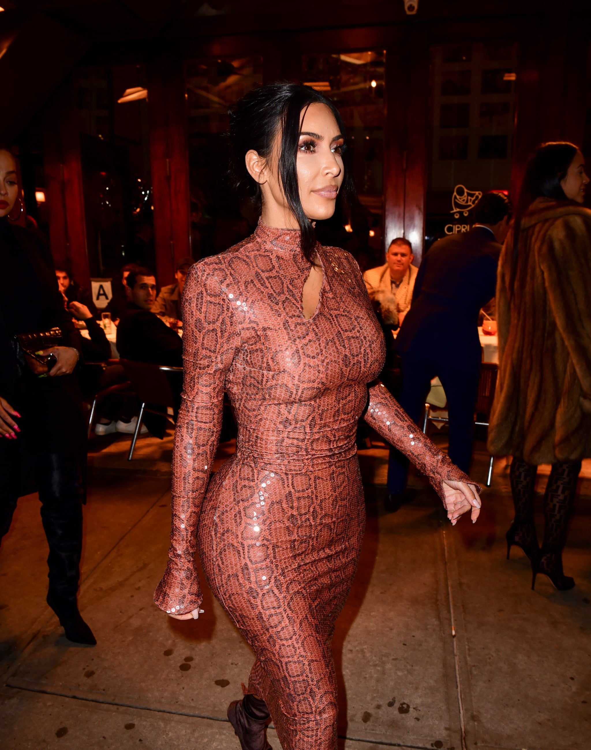Kim kardashian deals snake dress