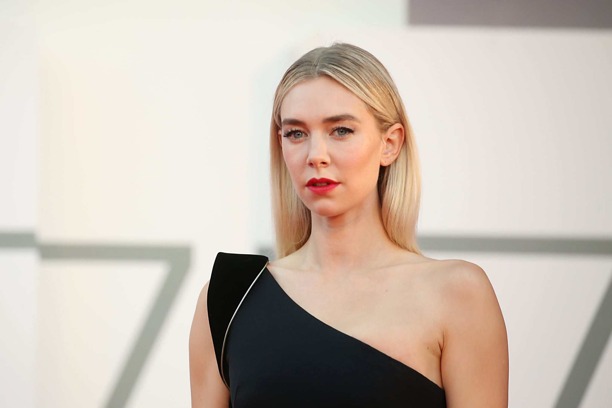 The World To Come All The Hot And Heavy Movies Coming Out In 2021 That You Ll Want To See Popsugar Entertainment Photo 3
