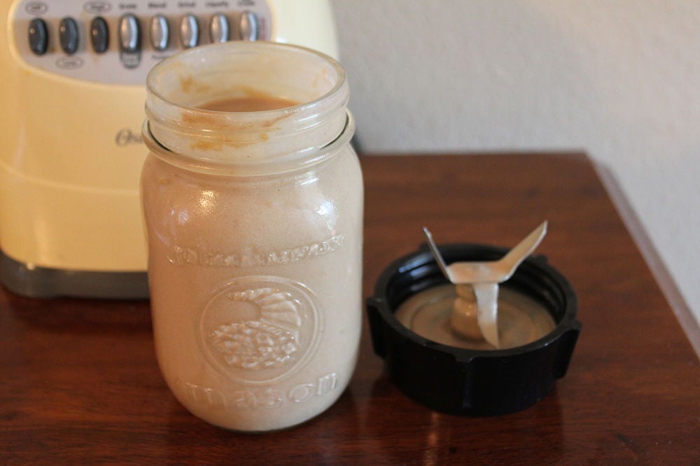 How to Hack a Bullet Blender With a Mason Jar