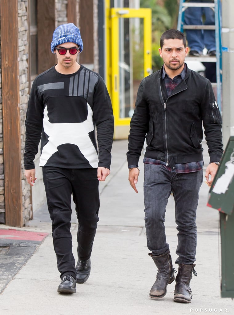 Nick and Joe Jonas Out With Wilmer Valderrama January 2016