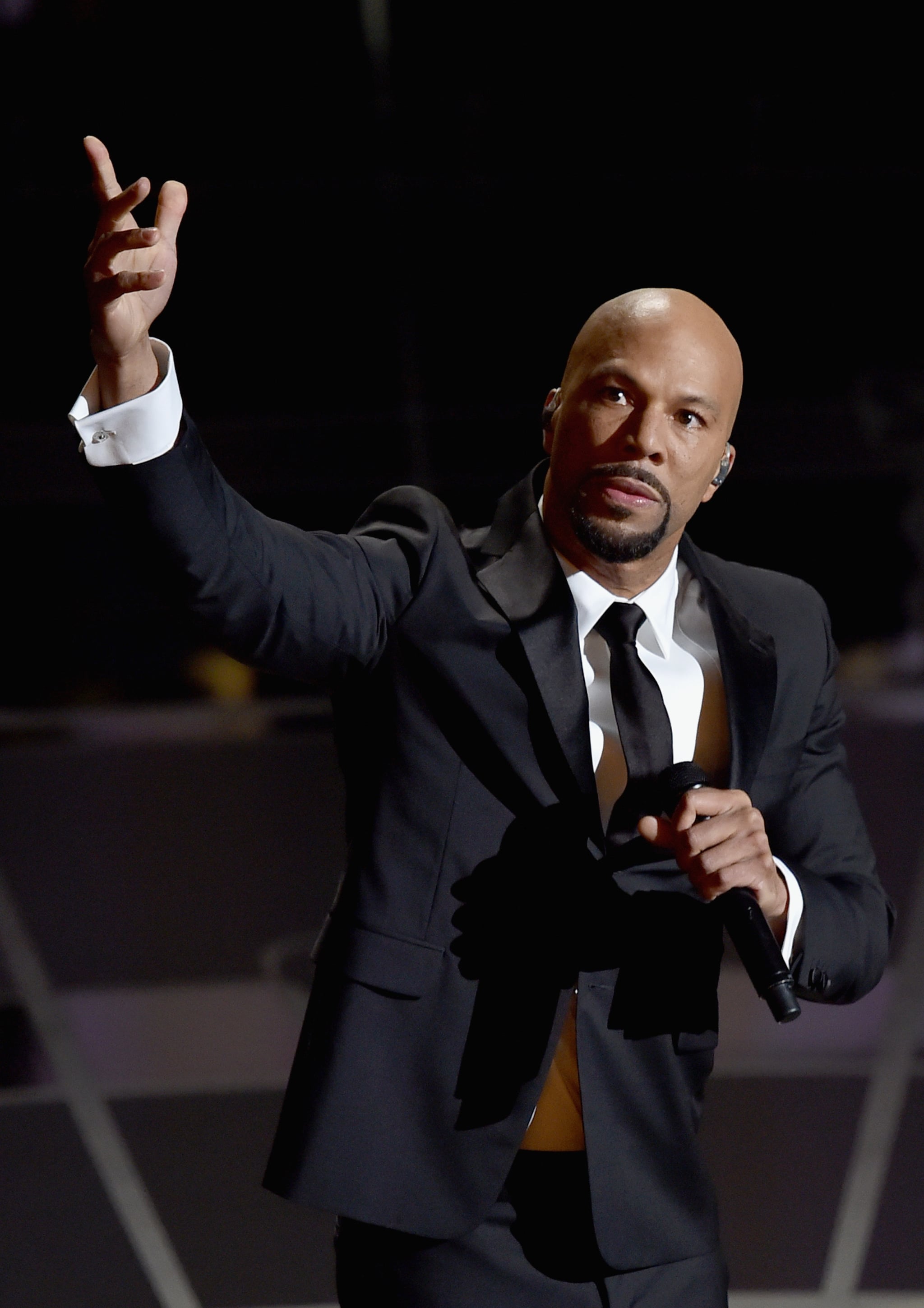 Reactions To John Legend And Common S Glory Performance Popsugar Celebrity