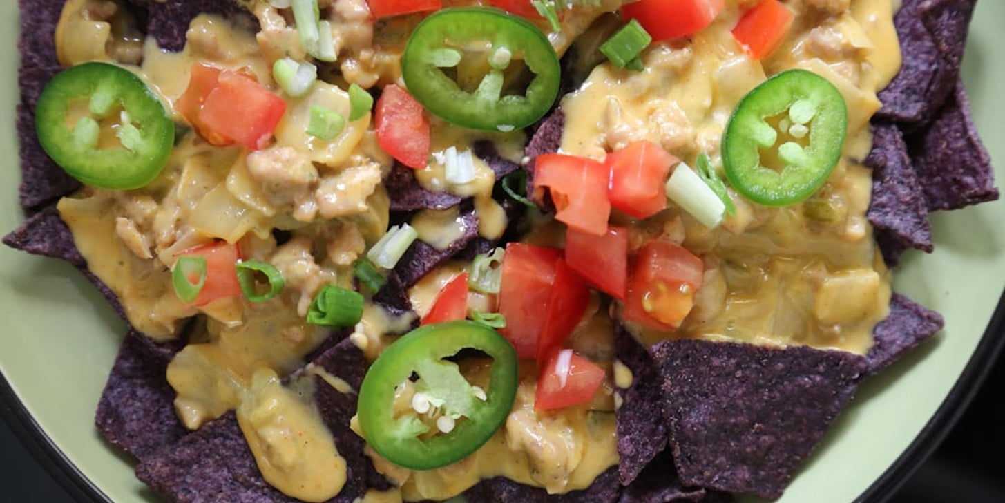 Chile Con Queso Nachos | POPSUGAR Food