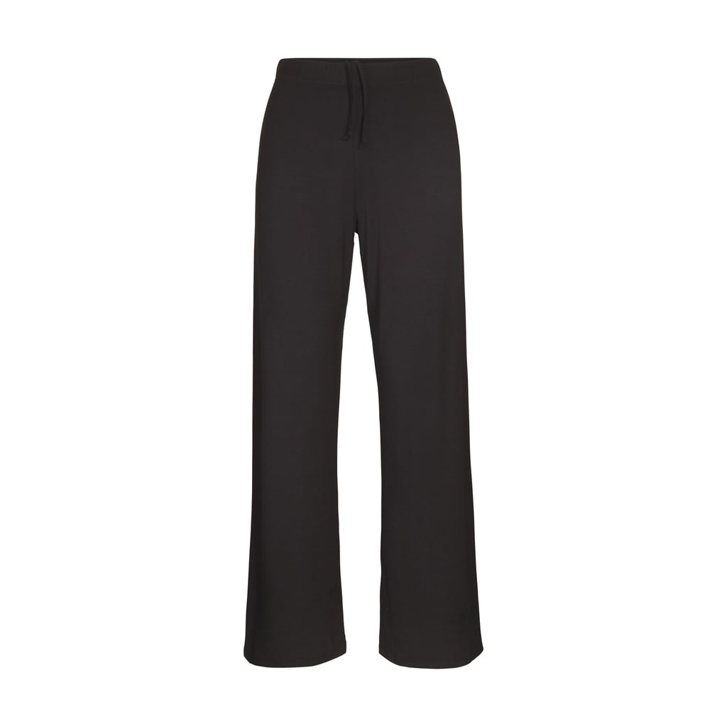 Kim Kardashian Skims Summer Sleep Pant — Black