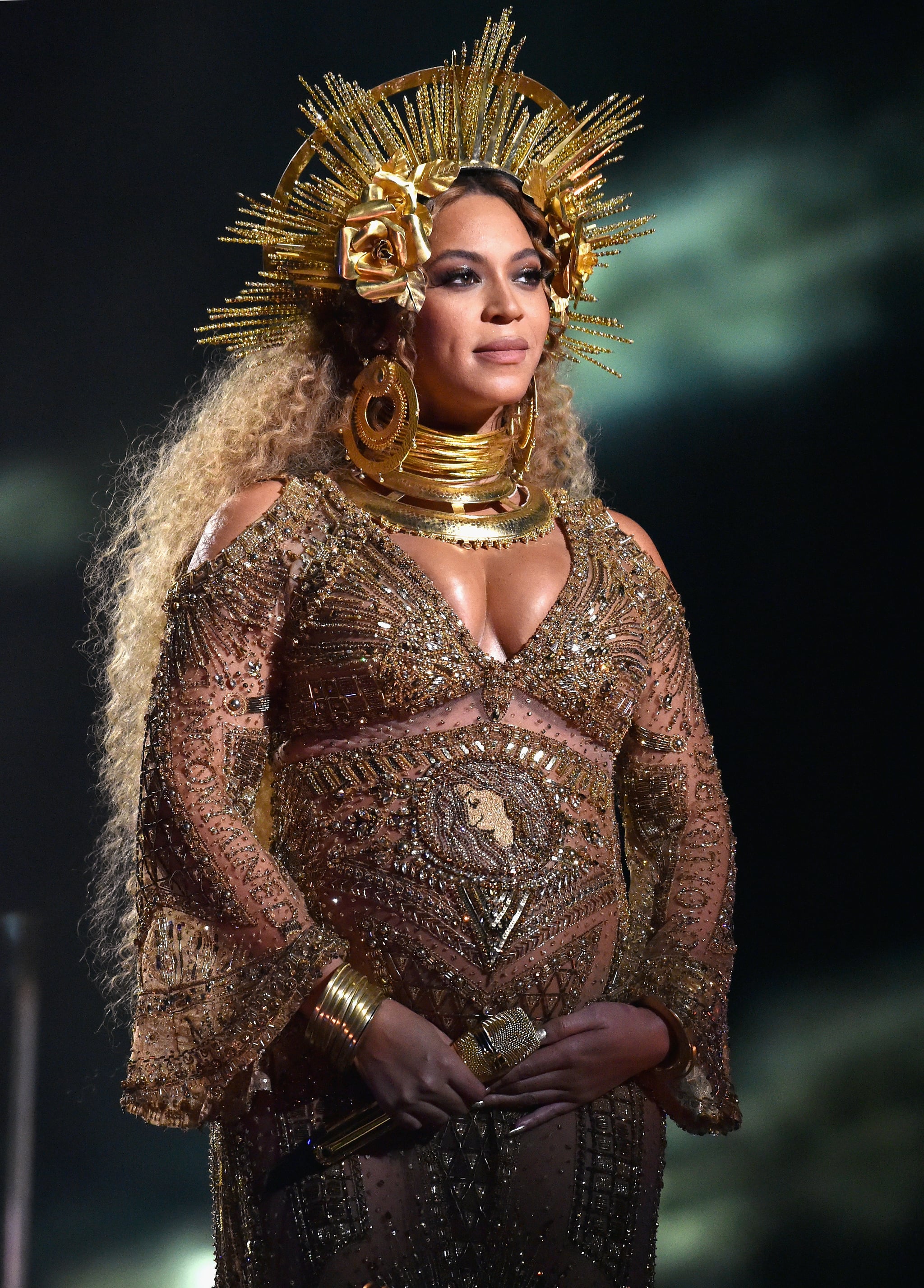 Beyonce's Dress at the 2017 Grammys | POPSUGAR Fashion