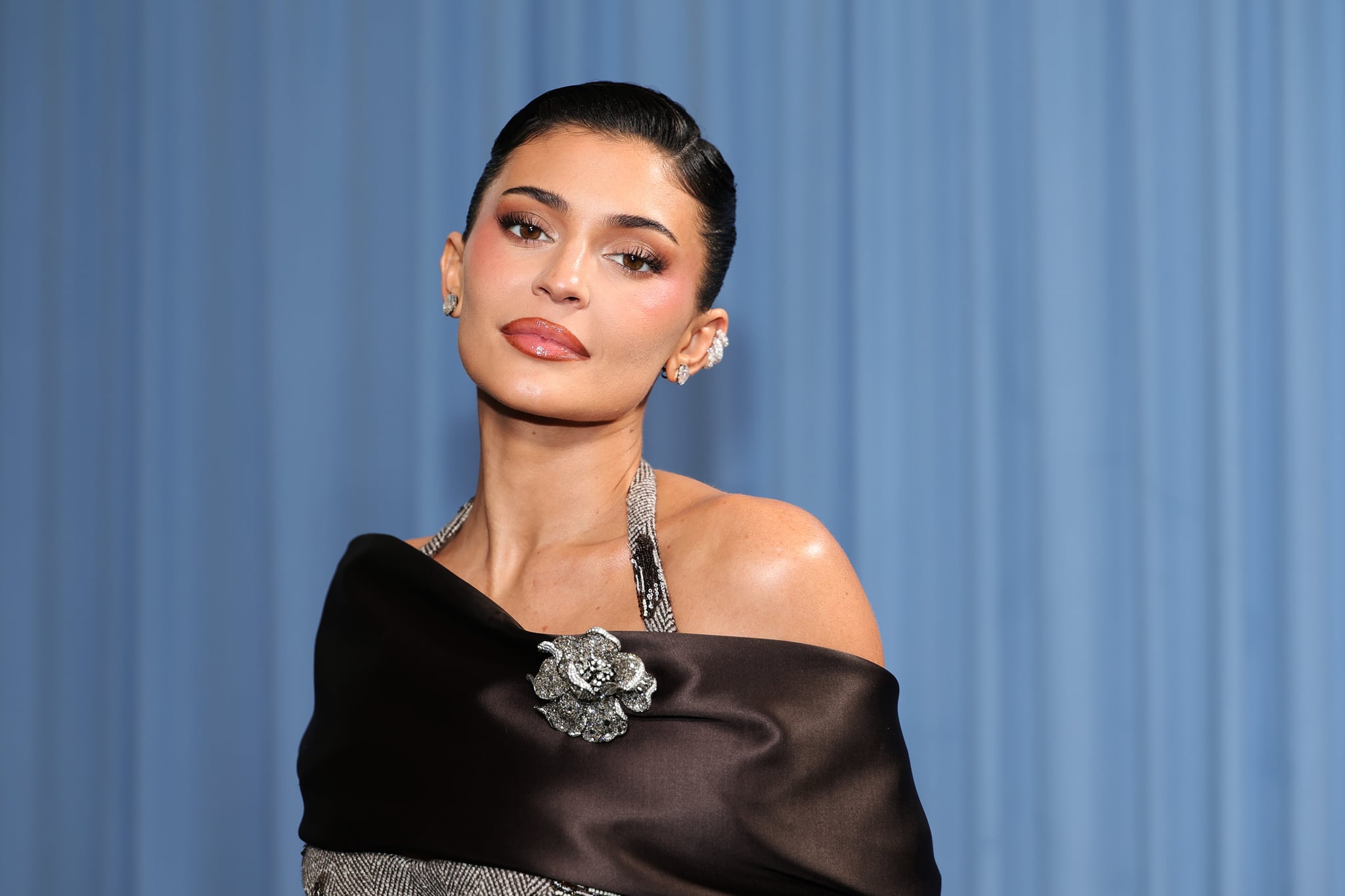 NEW YORK, NEW YORK - MAY 05: Kylie Jenner attends the 2025 Met Gala Celebrating 
