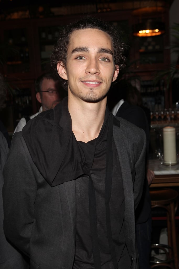 See The Umbrella Academy's Robert Sheehan's Hottest Photos