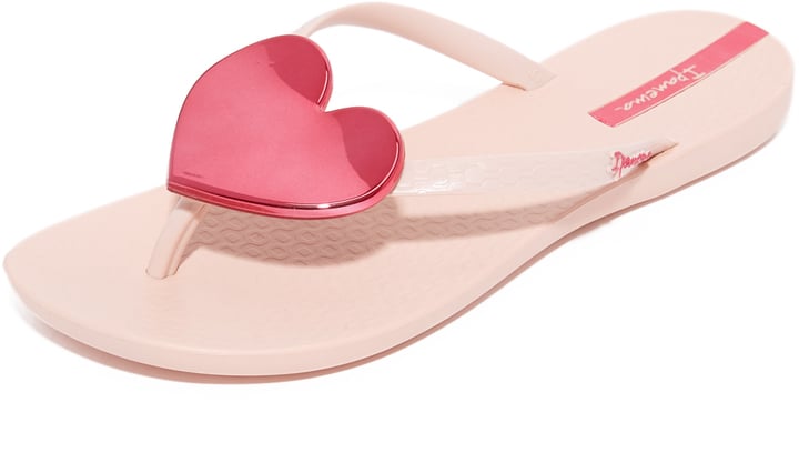 ipanema women's wave heart flip flop