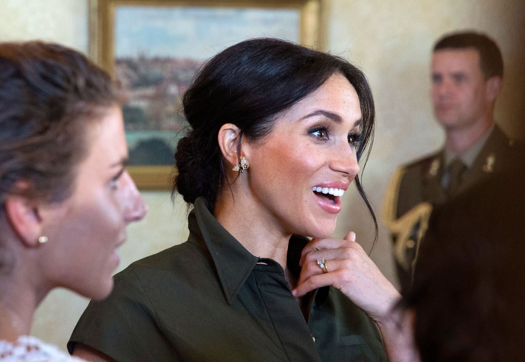 Meghan Markle Meets a Baby in Sydney October 2018