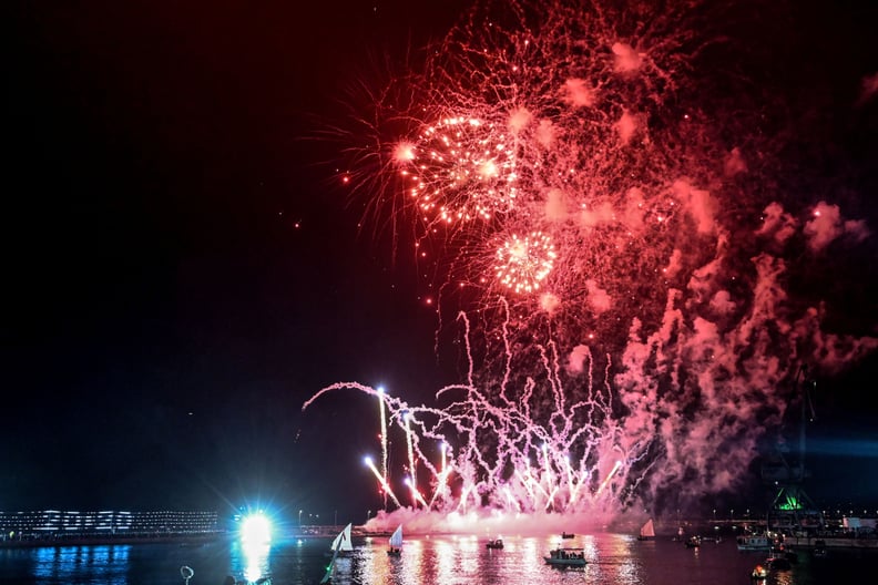 Book a Fireworks Cruise