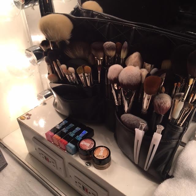 Here is a shot of Nguyen's pro brush collection.