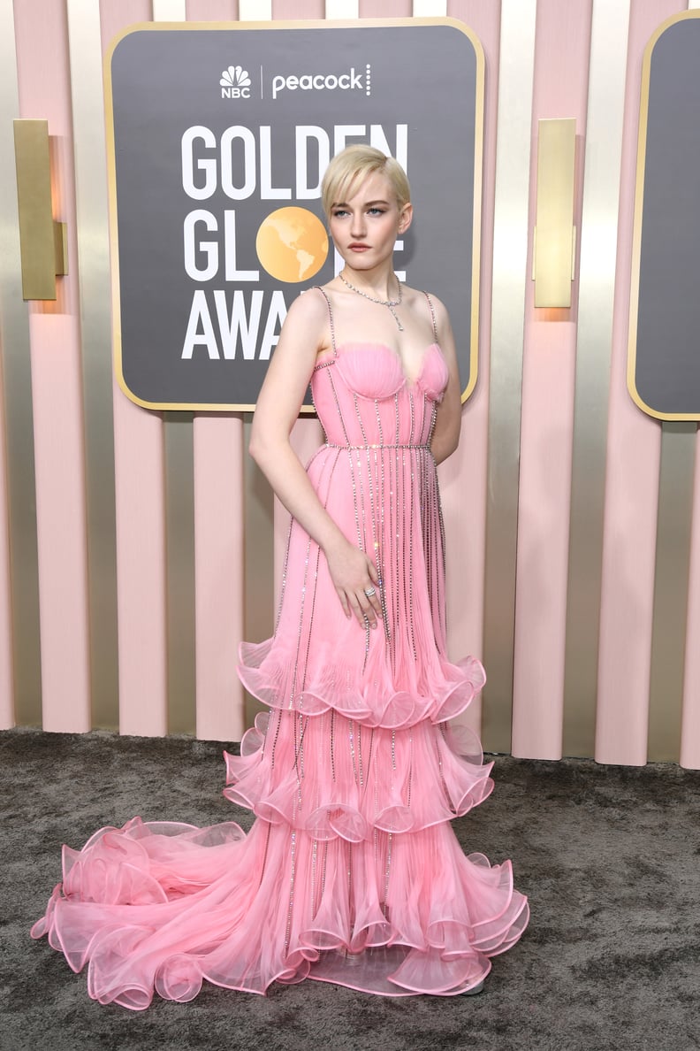 Julia Garner Wears a Bedazzled Bustier to the Golden Globes | POPSUGAR ...