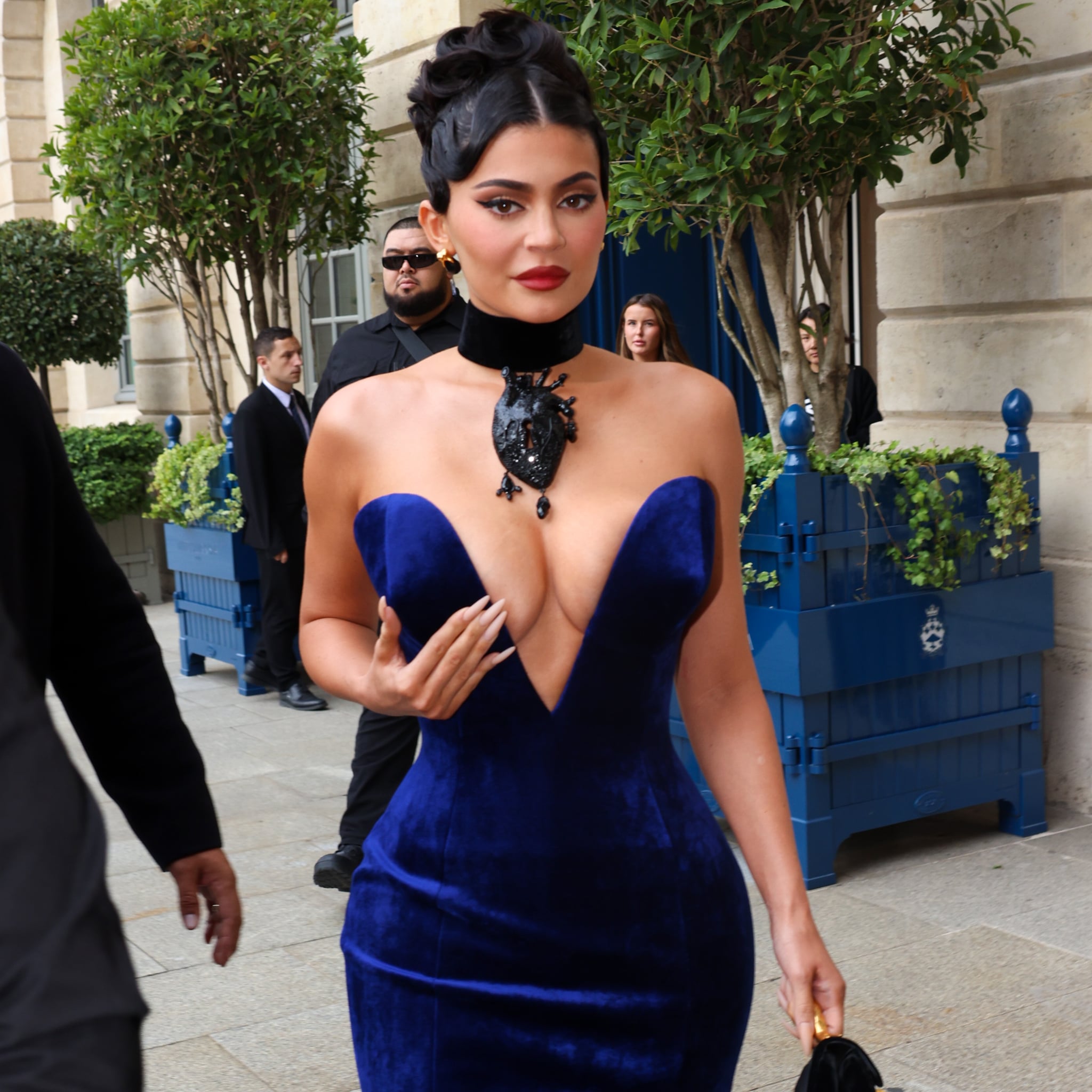 Kylie Jenner Wears Revealing Gold Dress to Justin Bieber's Wedding | Life &  Style