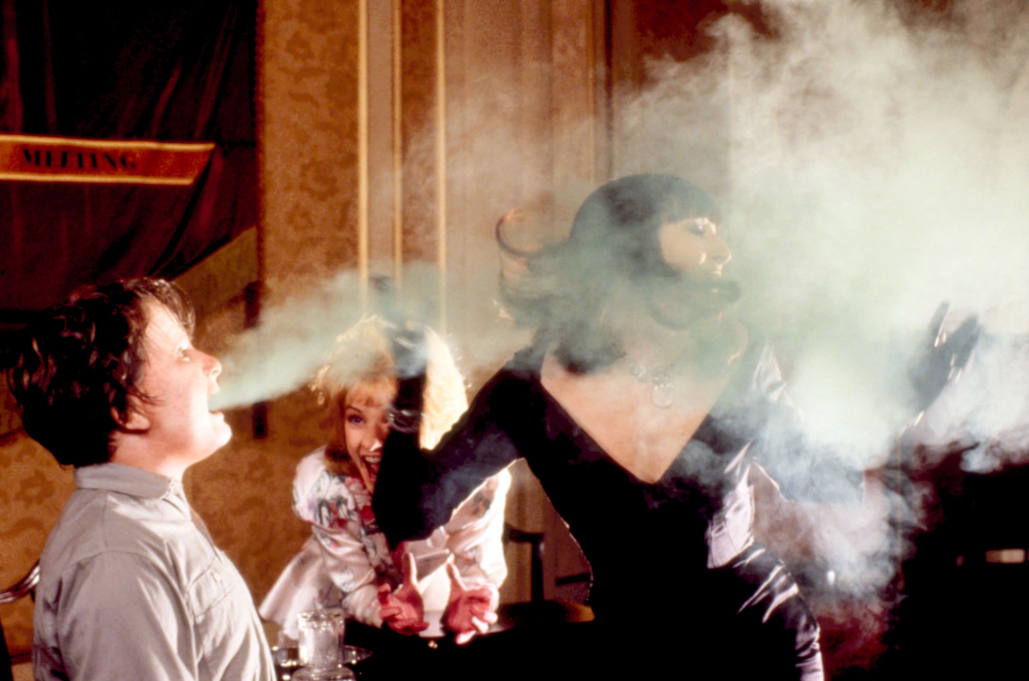 Anjelica Huston In 1990 S The Witches Pictures And Gifs Popsugar Entertainment