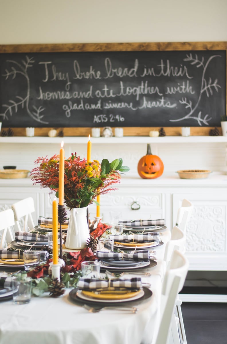 Thanksgiving Tablescape iPhone Wallpaper