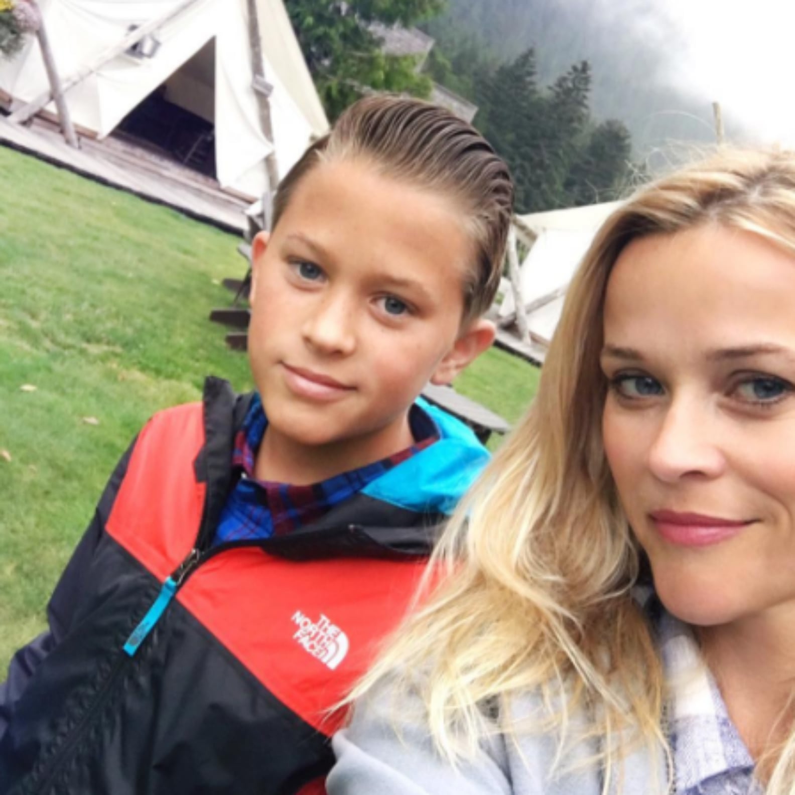 Reese Witherspoon Hiking Trip With Her Son Deacon July 2016 PS Celebrity