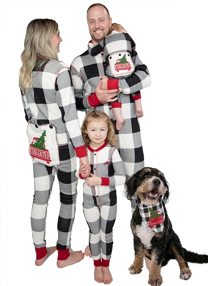 Family Christmas Cruise 2023 Pajama Set With Dog - Family