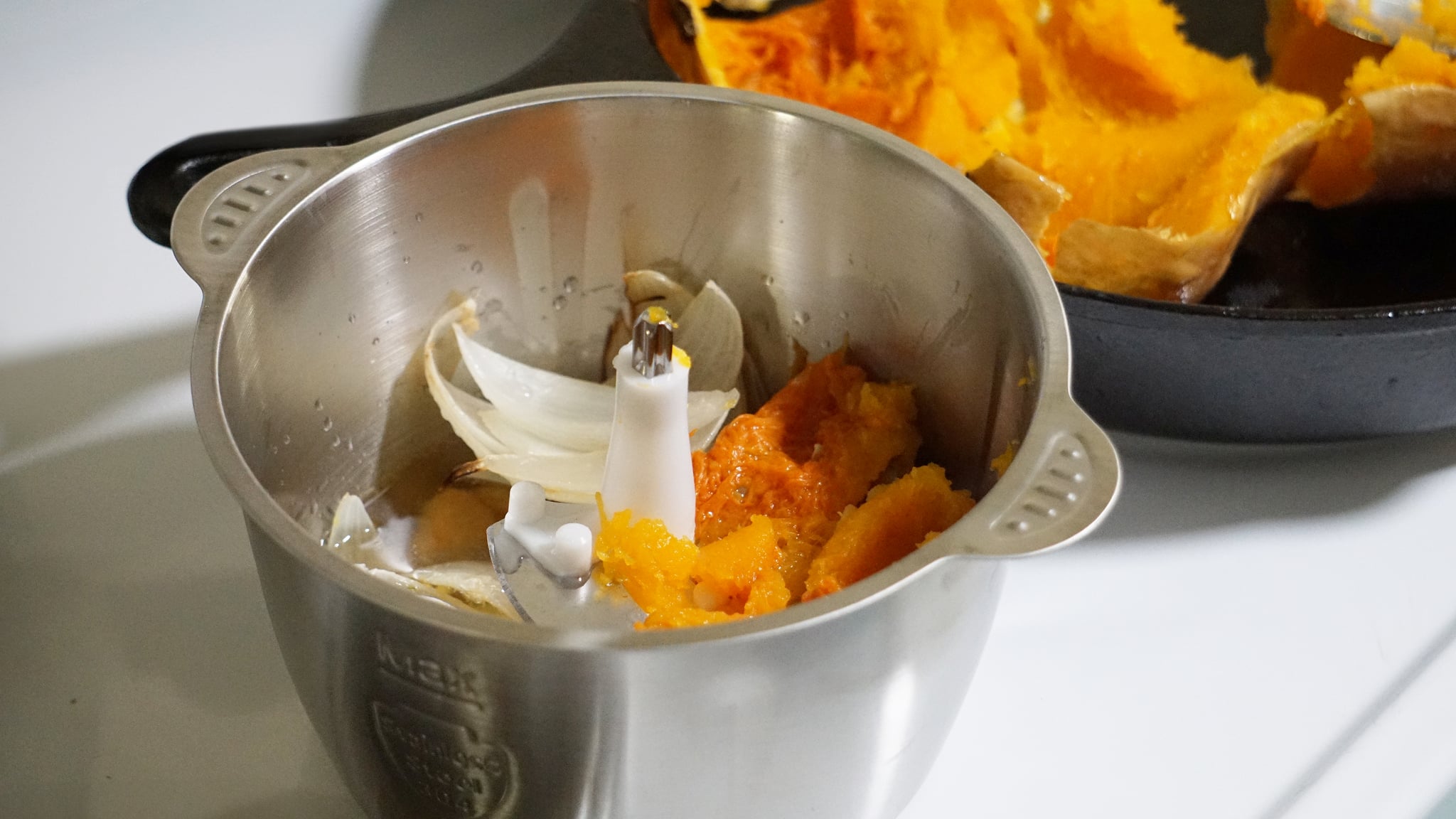 butternut squash mac and cheese recipe: blending