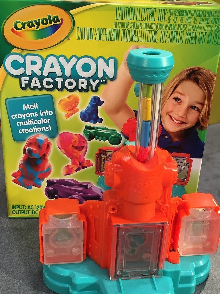 Recycle old crayon bits while teaching your child the science of melting and molding with the Crayola Crayon Factory. Mix in new color options and watch them transform into customized creations! The newly molded car, heart, or puppy crayons give new life to your old art supplies and make coloring more fun.