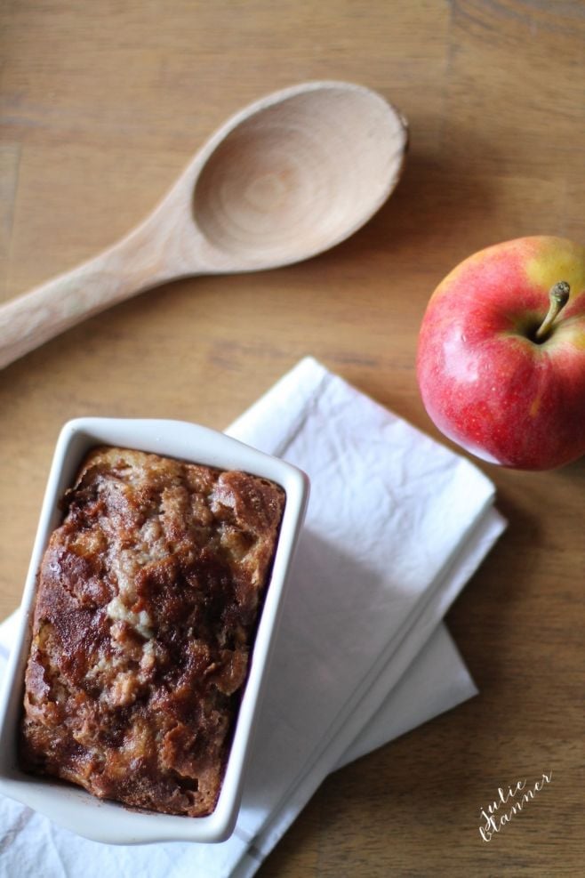 Apple Cinnamon Bread
